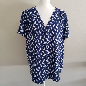 Hilary Radley Top Blouse V-Neck Blue White Abstract Short Sleeve Relax Size XXL